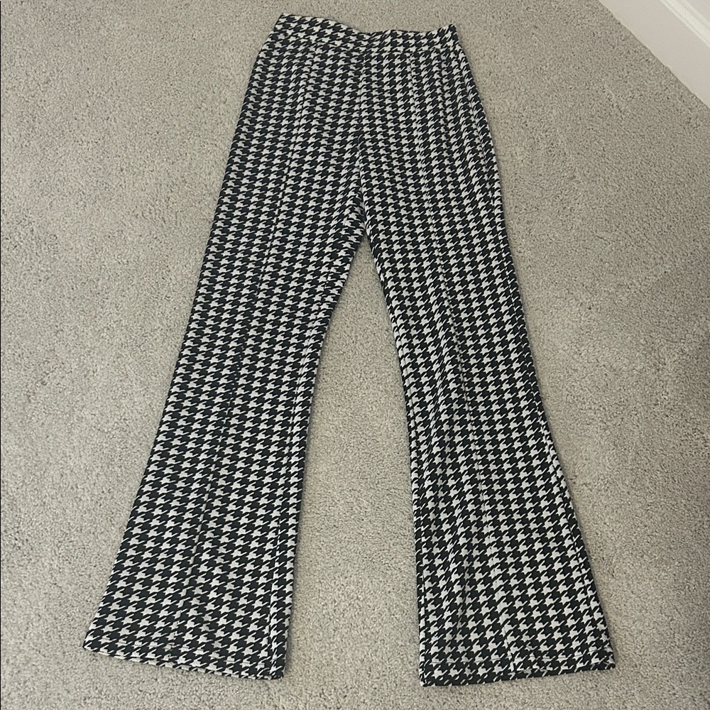 SHEIN Black and White Houndstooth Flare Pants